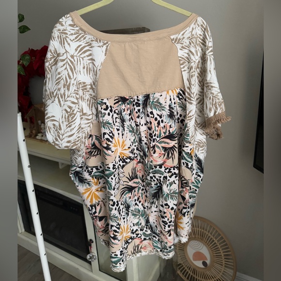 CATO Tan Floral Palm Leaf Leopard Print Fringe Sleeve Plus Size Cabana Tunic - Picture 2 of 5